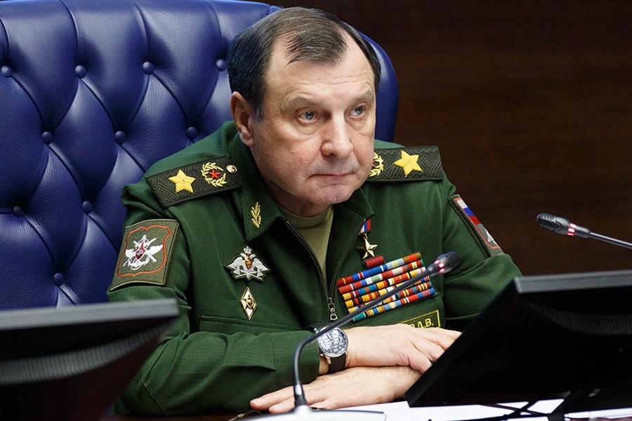 Заместитель министра обороны РФ, Герой России генерал армии Дмитрий Булгаков