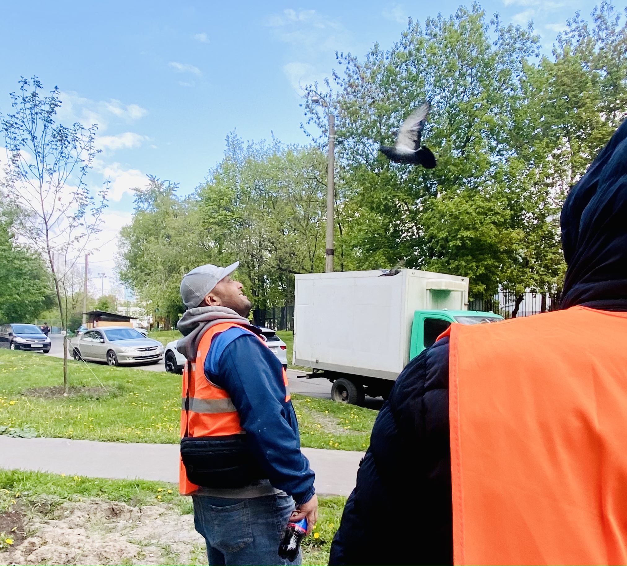 Сотрудник ГБУ «Жилищник» работает по беспилотникам в районе Печатники