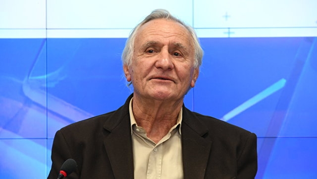 Дмитрий Корнилов