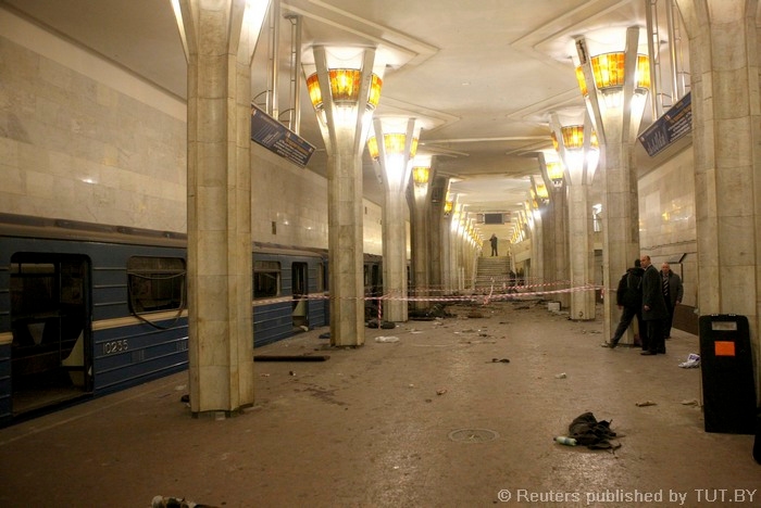 A view shows the site of the explosion at the metro station Oktyabrskaya in Minsk, April 11, 2011. A blast hit a crowded metro station in the centre of the Belarussian capital Minsk during the evening rush hour on Monday and police said seven people had been killed and about 50 injured. There was no official word as to whether the blast had been caused by a bomb or an accident.  REUTERS/BelTA/Handout/Andrei Stasevich  (BELARUS - Tags: CIVIL UNREST) FOR EDITORIAL USE ONLY. NOT FOR SALE FOR MARKETING OR ADVERTISING CAMPAIGNS. THIS IMAGE HAS BEEN SUPPLIED BY A THIRD PARTY. IT IS DISTRIBUTED, EXACTLY AS RECEIVED BY REUTERS, AS A SERVICE TO CLIENTS