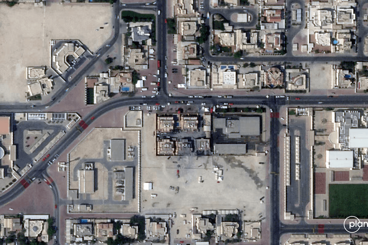 Жилой комплекс в Дохе, подвергшийся израильскому авиаудару. Фото: PlanetLabs PBC