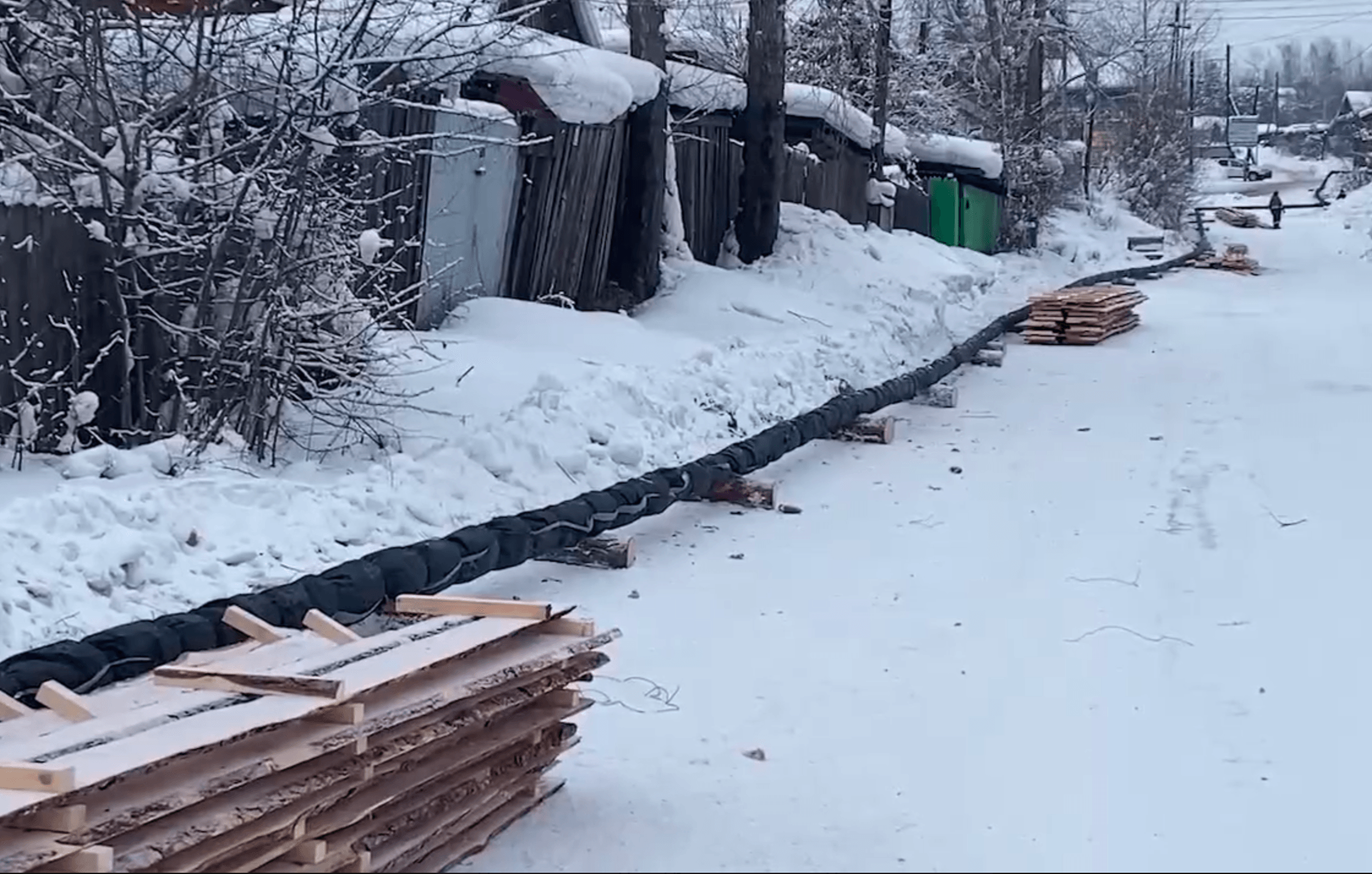 Скриншот видео из Telegram-канала губернатора Игоря Кобзева