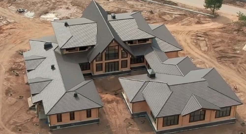 ФБК: Силуанов и замминистра обороны Цаликов строят на Рублевке дома, стоимость которых выше их доходов за годы госслужбы