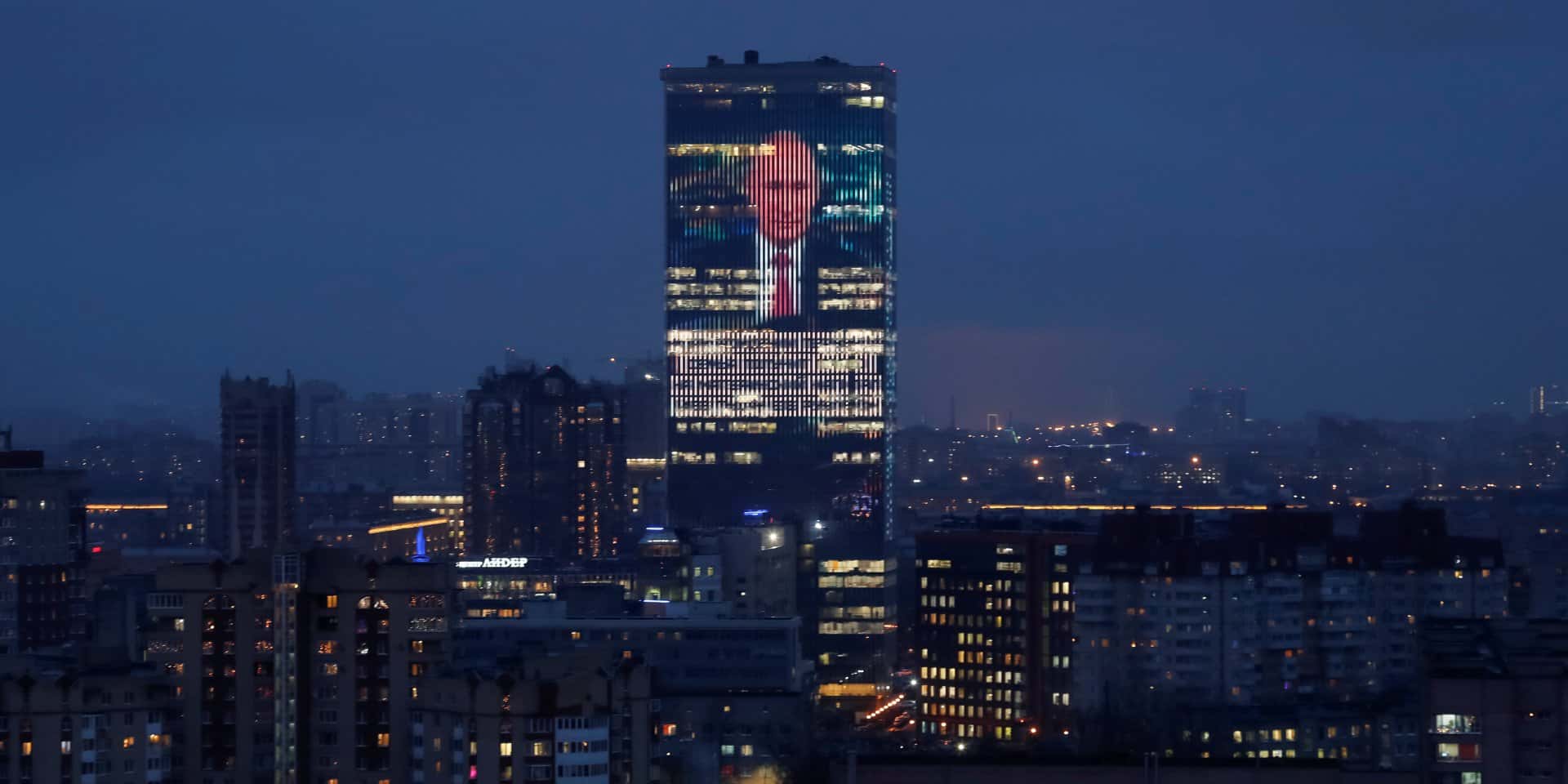 «Введение QR-кодов в барах — это эксперимент собянинской администрации по кормлению машин персональными данными граждан» — Роскомсвобода