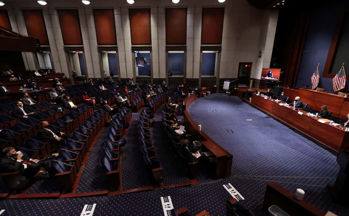 Главы МИД стран ЕС договорились ввести санкции против организаций, которые финансируют Лукашенко