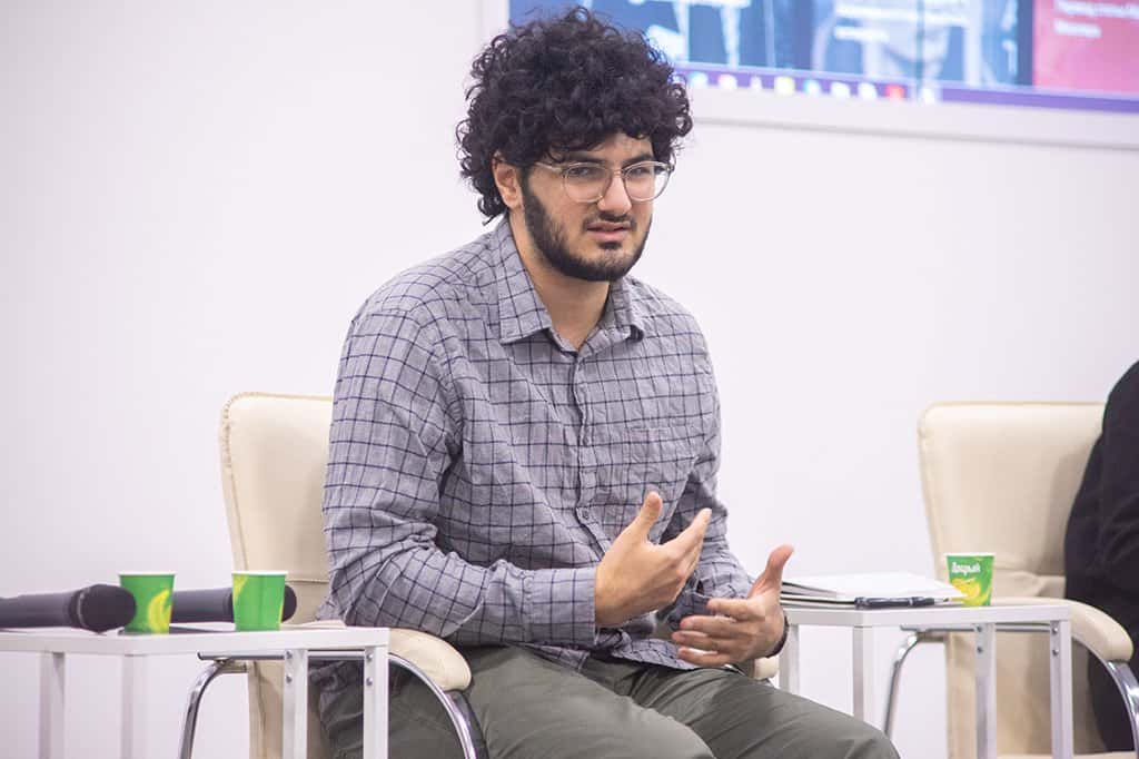 Обыск у сотрудников DOXA почти закончен, главреда издания повезут в Следственный комитет