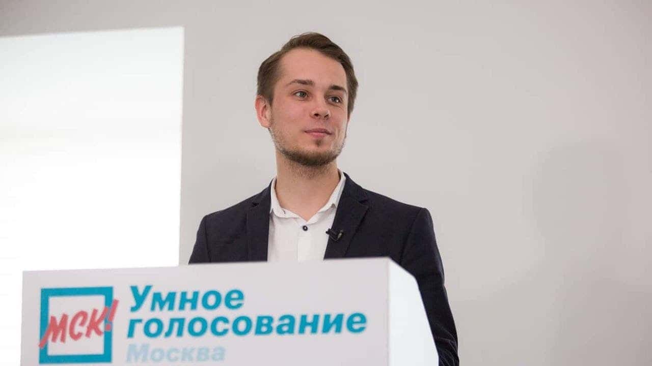 Экс-главу московского штаба Навального Олега Степанова приговорили к одному году ограничения свободы по «санитарному делу»