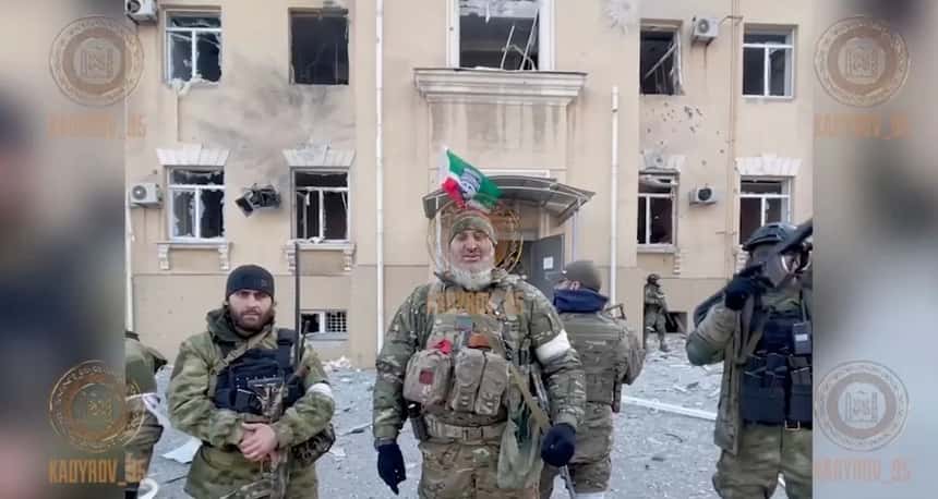 Воюющими в Мариуполе кадыровцами командует Руслан Геремеев, подозреваемый в убийстве Бориса Немцова