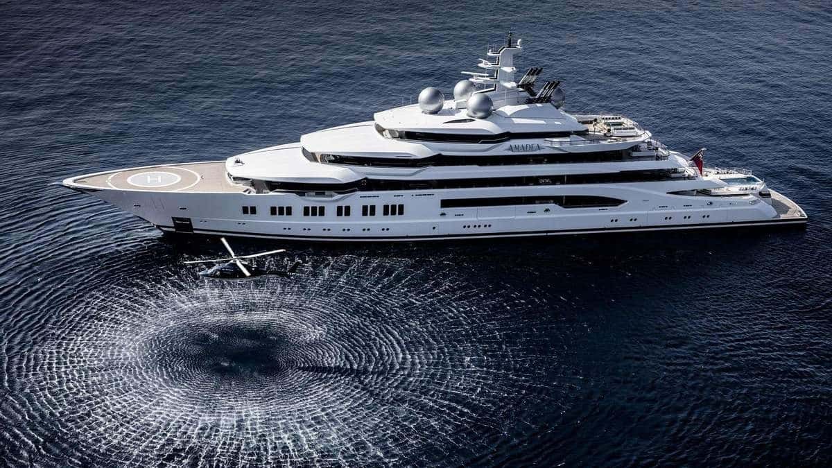 На Фиджи арестована яхта, связанная с российским олигархом Сулейманом Керимовым