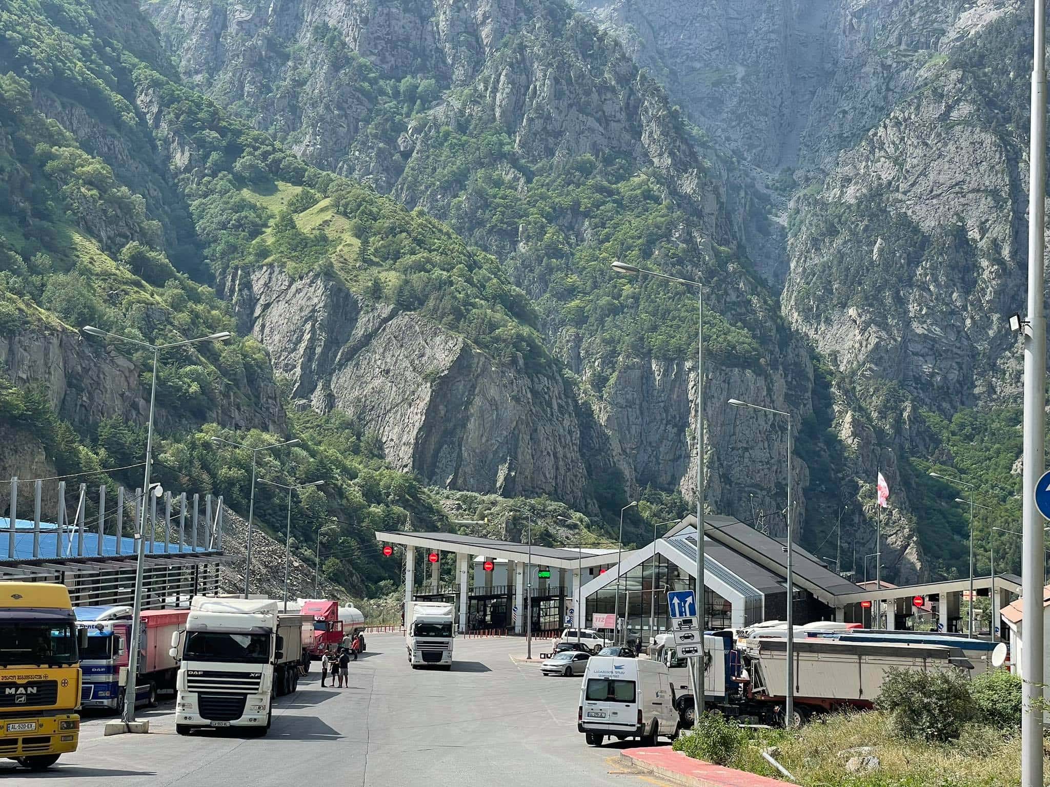 МВД: на КПП «Верхний Ларс» на границе с Грузией в ближайшее время развернут пункт военкомата