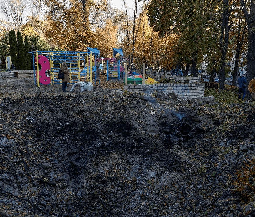 8 dead, 24 wounded in Russian strike on Shevchenkivskyi District in Kyiv, Ukrainian MIA reports