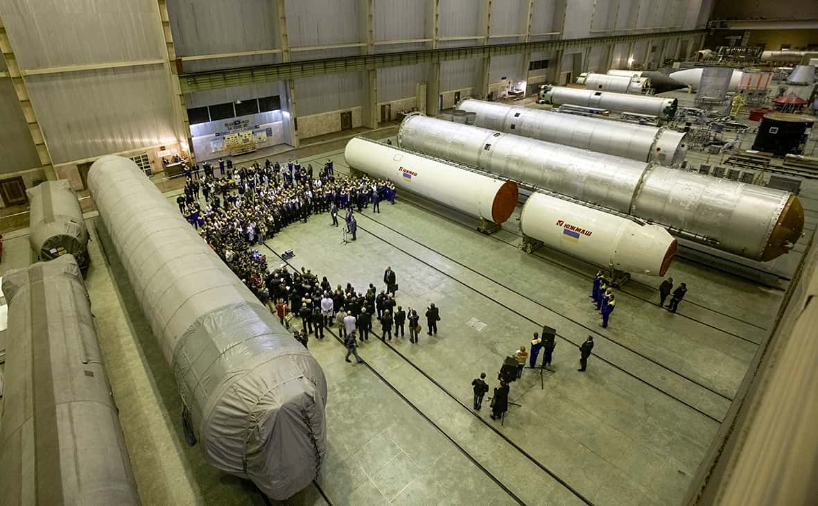 Россия ударила по Днепру, украинские власти сообщили о бомбежке завода «Южмаш». Видео