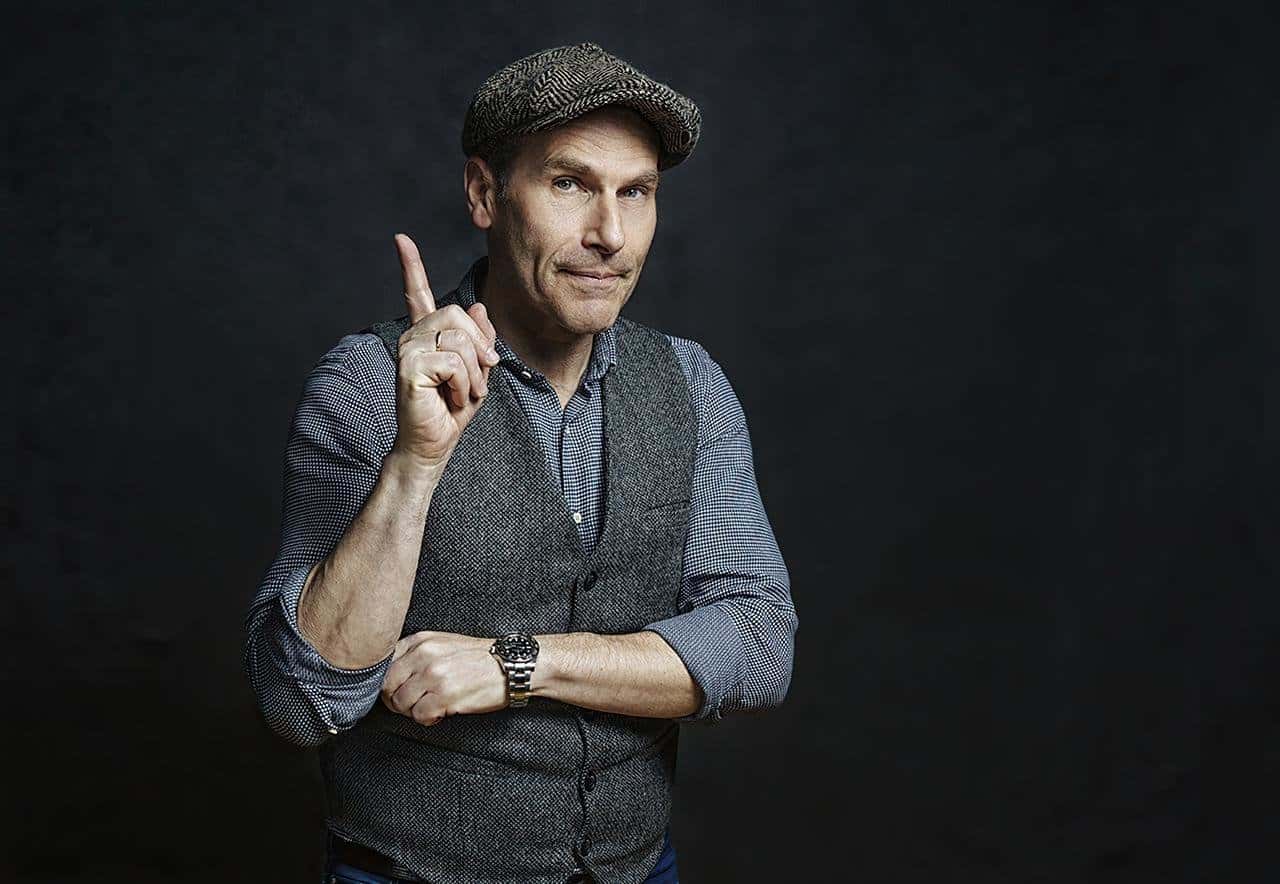 «Честно говоря». Какое будущее ждет комиков в России? Михаил Шац и Ксения Ларина