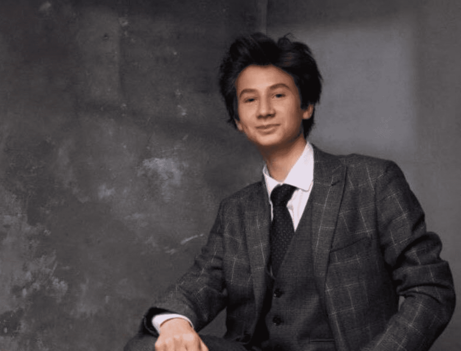 «Гниют ноги, фиброз печени прогрессирует, впереди цирроз». 17-летнего подростка, бросившего коктейль Молотова в военкомат, оставили в СИЗО