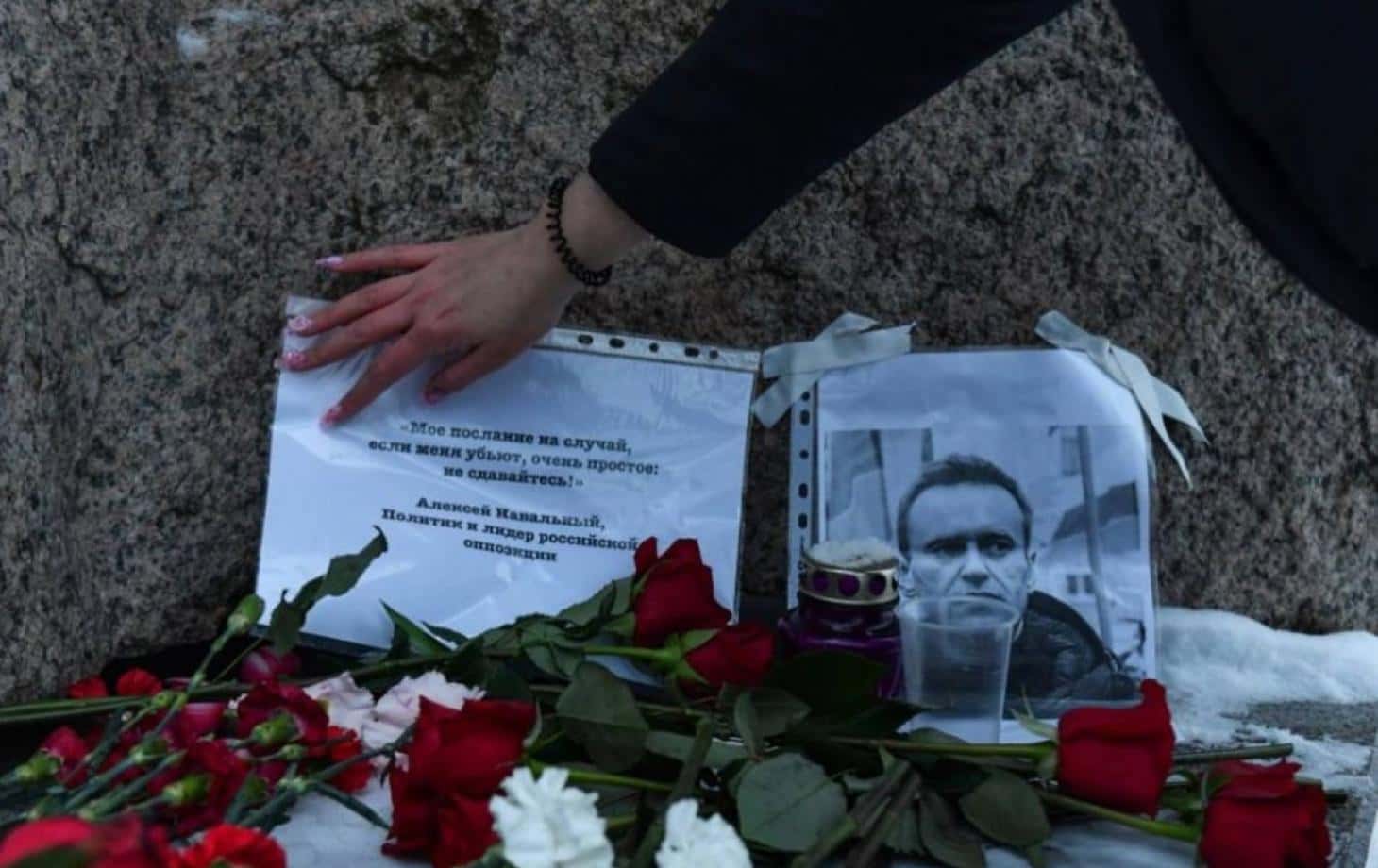 «Прежде всего, это преступник». Студентам Уральского медуниверситета разослали сообщение о том, что им не следует выходить на акции памяти