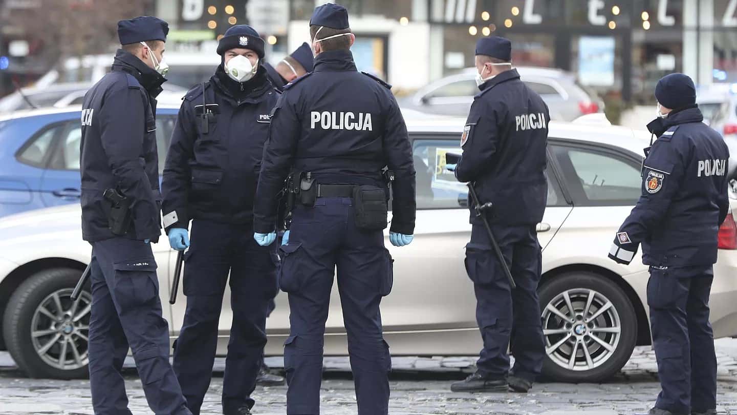 В Польше арестовали 9 человек по обвинению в совершении диверсий. Власти считают, что они действовали по заказу российских спецслужб