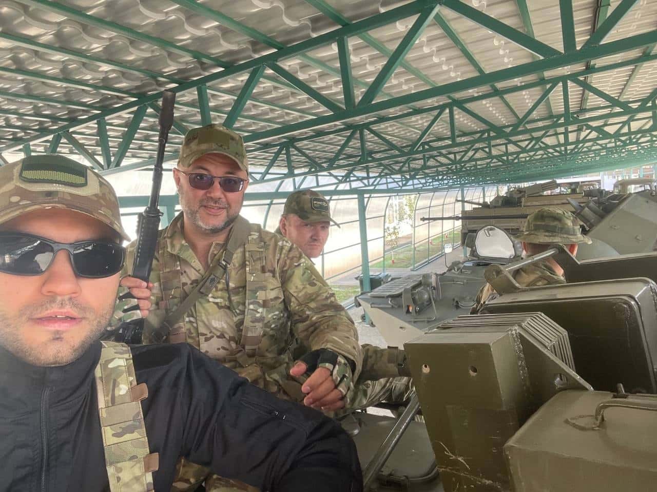 В фирмах курского депутата Максима Васильева прошли обыски по делу о мошенничестве при строительстве оборонительных сооружений