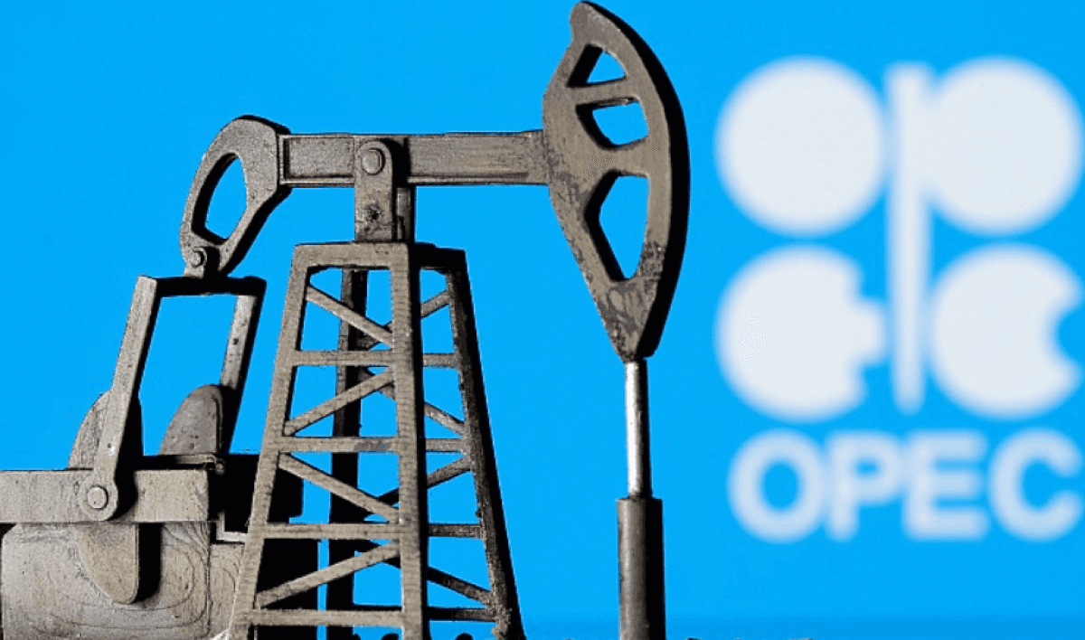 ОПЕК+ увеличит квоту добычи нефти втрое выше запланированного. Так Саудовская Аравия пытается наказать Казахстан и Ирак за превышение квот