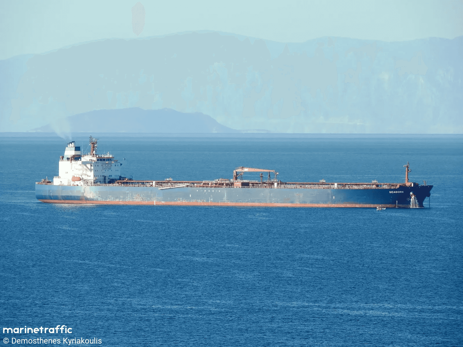 All Exclusive: Суда «теневого флота» избегают Ла-Манша — один танкер неделю дрейфует у входа, вероятно, ожидая военного сопровождения России