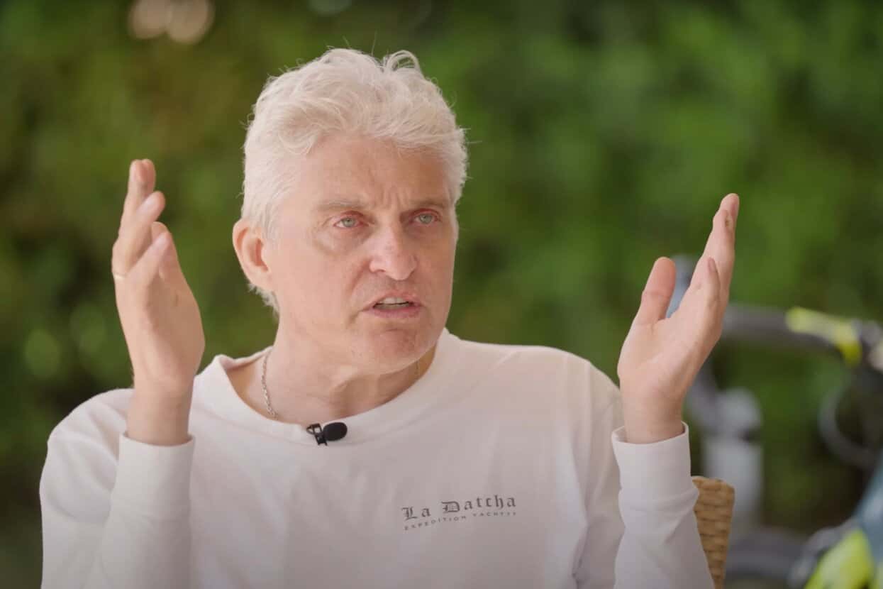 Дерипаска отсудил у Тинькова 40 млн рублей за комментарии, из-за которых он «страдал от бессонницы и проблем со здоровьем»