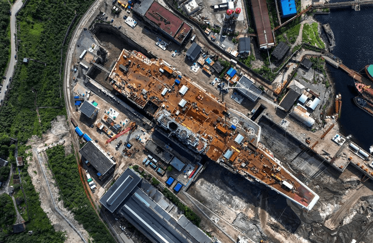 No more smoke on the water: Russia’s last aircraft carrier is being decommissioned