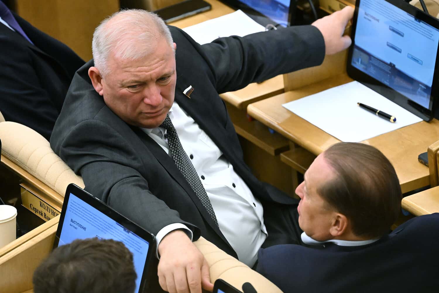 Экс-депутата Госдумы Анатолия Вороновского отправили в СИЗО по делу о взятке