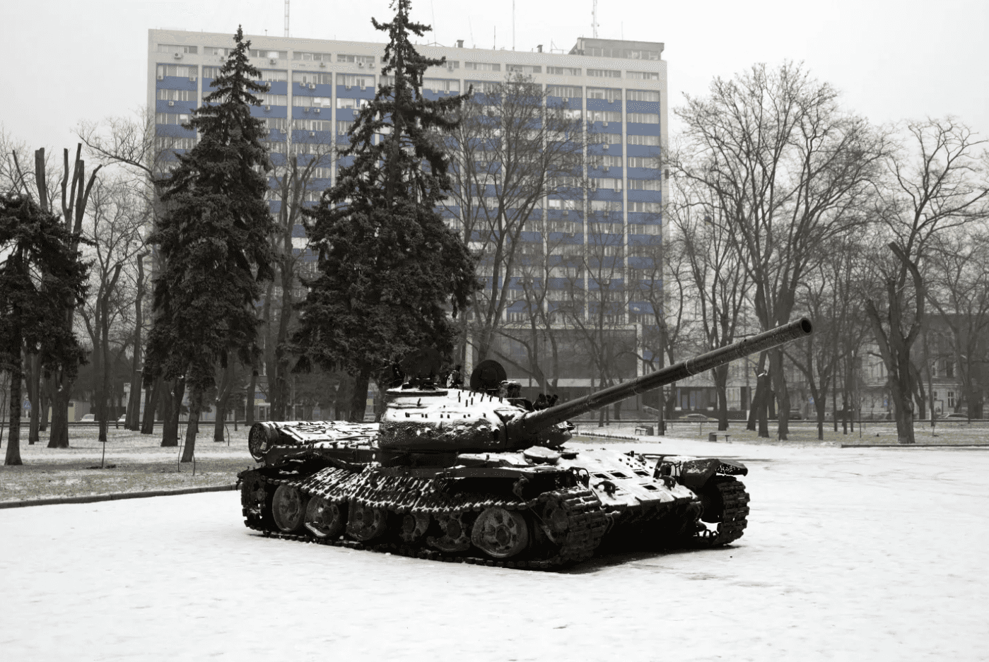 Рекордные потери, ничтожные приобретения: итоги четвертого года войны в Украине в цифрах