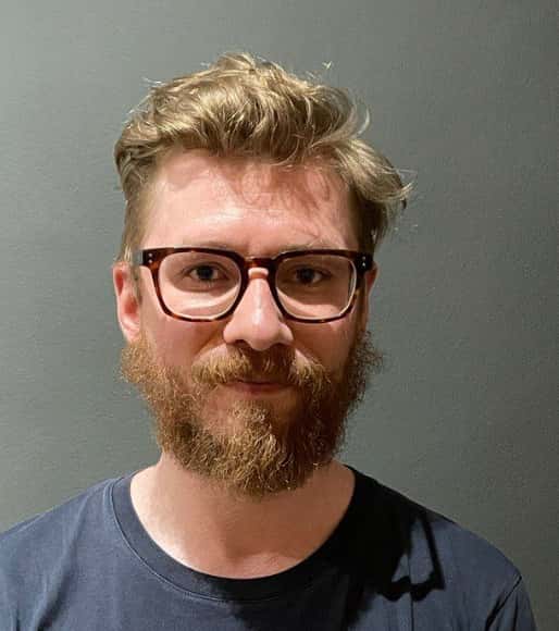 Лев Левченко