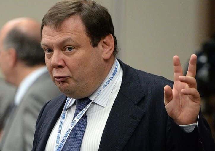 FT: Михаил Фридман ведет переговоры о продаже Альфа-банка, в Кремле не хотят перехода актива к государству