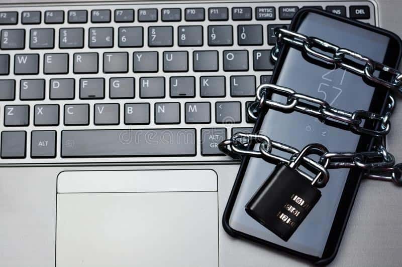 Венгрия, Израиль и другие страны использовали программы Pegasus для слежки за журналистами