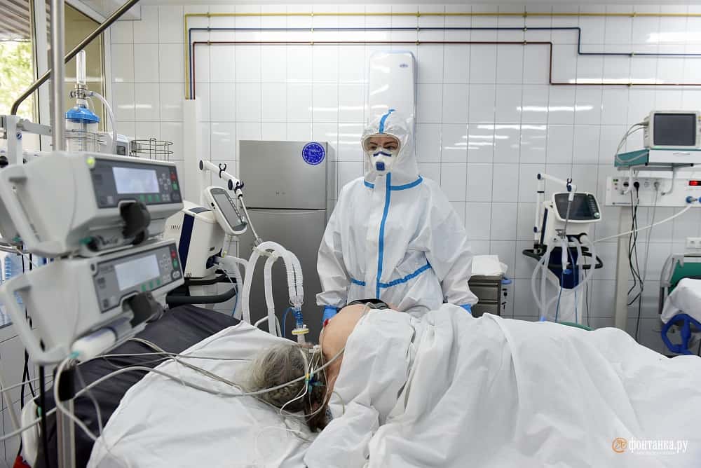 Демограф Алексей Ракша: «800 смертей от ковида в день — абсолютно нарисованные цифры, на самом деле их в три раза больше»