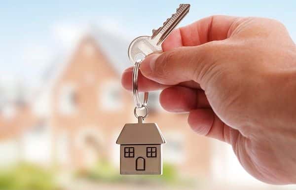 «Я бы не хотел, чтобы люди ощущали себя вторым сортом» — глава ЦИАН о запрете писать в объявлениях о сдаче квартир «только славянам»