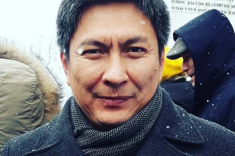 Киргизский журналист Болот Темиров отпущен под подписку о невыезде. Ему инкриминируют «изготовление наркотиков»