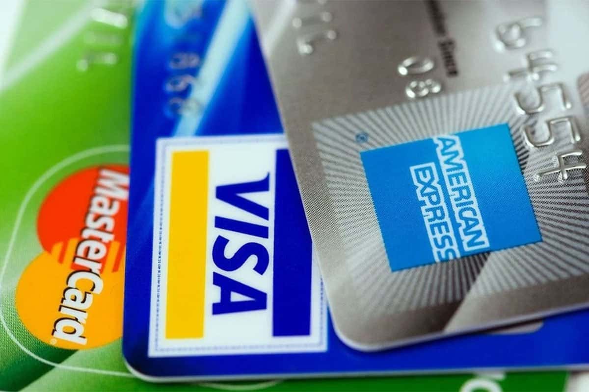 American Express приостанавливает работу в России и Белоруссии