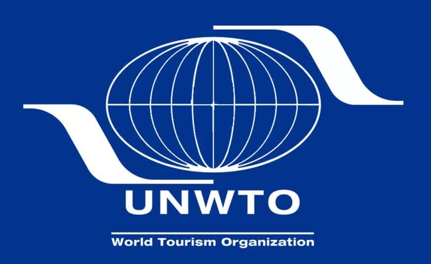 Россия вышла из Всемирной туристской организации ООН. В организации заявляли, что в ней нет места стране, «которая два месяца бомбит другую»