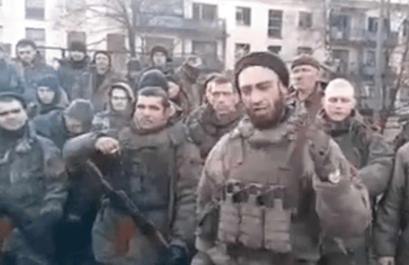 Мобилизованных из Серпухова отправили в бой за Макеевку без подготовки. Они записали видеообращение