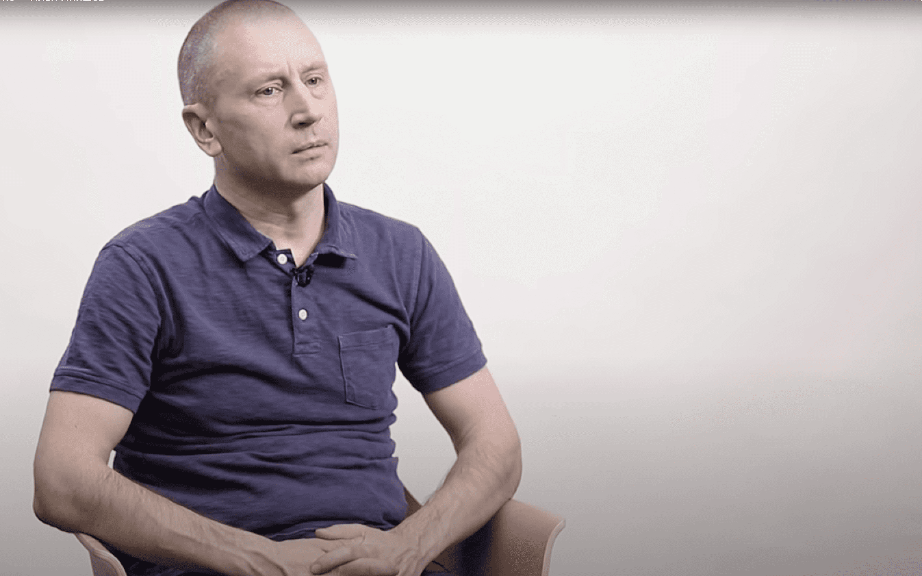 «Проректор велел поменять протокол, чтобы подвести под статью о дискредитации армии» — доцент Инишев о его увольнении из ВШЭ за пост в FB