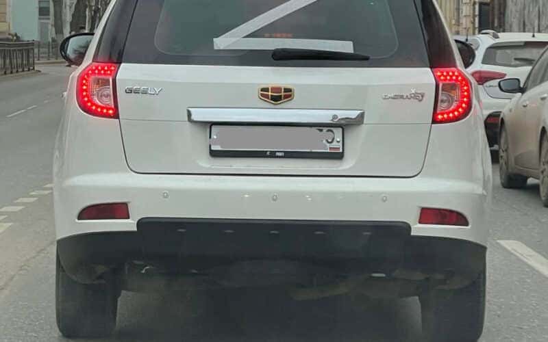 Суд в Ростове-на-Дону приговорил местных жителей почти к трем годам колонии за поджог Z-автомобиля