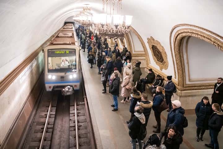 В московском метро запустили движение по всей Большой кольцевой линии 