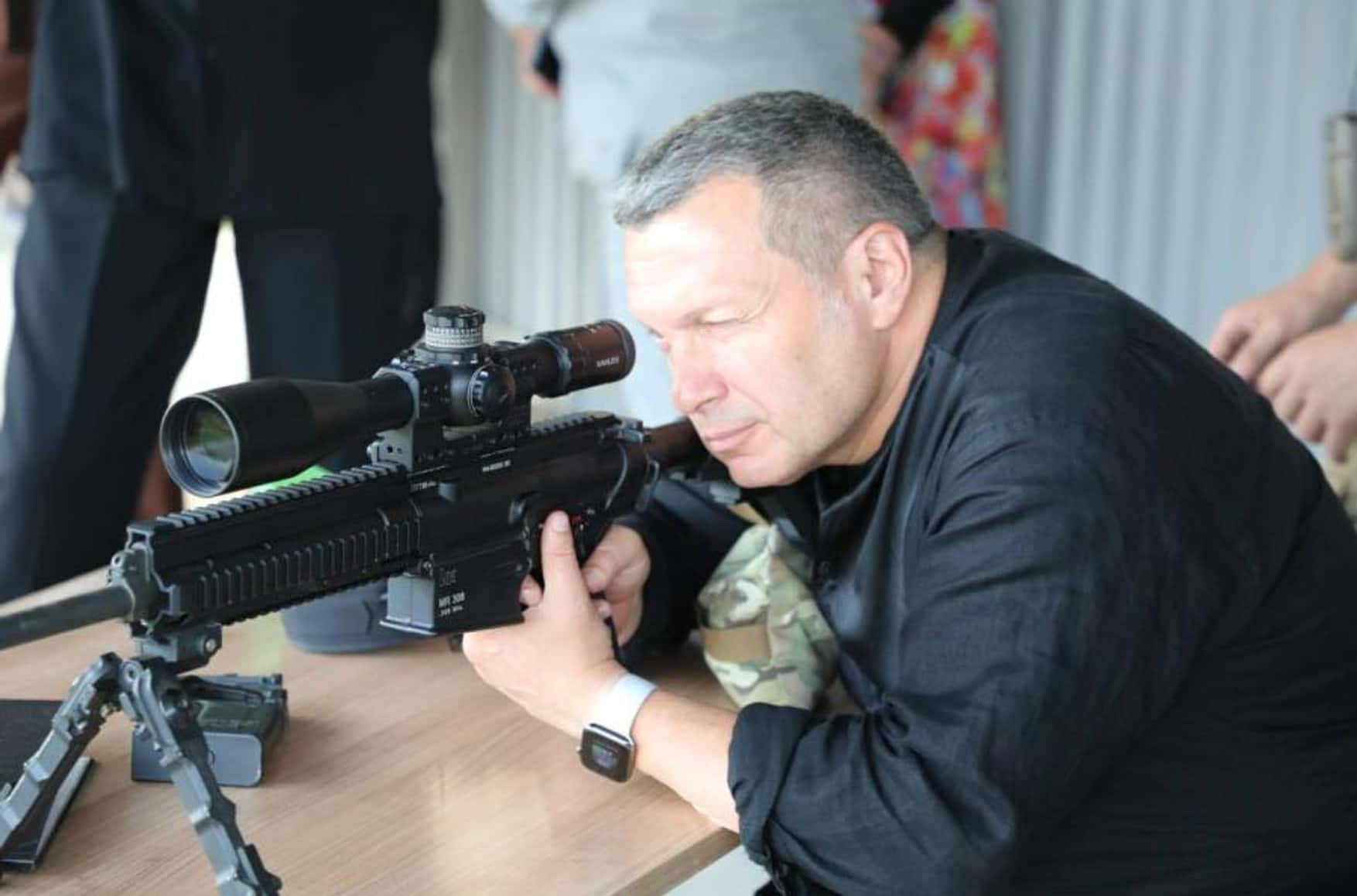 Vladimir Solovyov allegedly offered $20,000 to ex-FSB officer for contract hit on crime boss