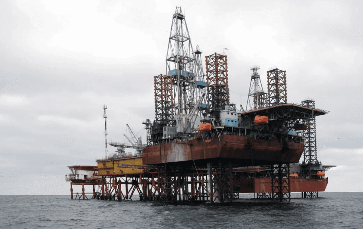 «Нафтогаз» отсудил $5 млрд у России за активы в Крыму