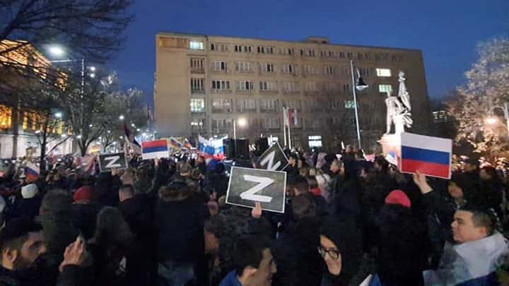 Глава самой популярной в Сербии сети телеканалов Pink пообещал избавиться от «русофилов» в эфире