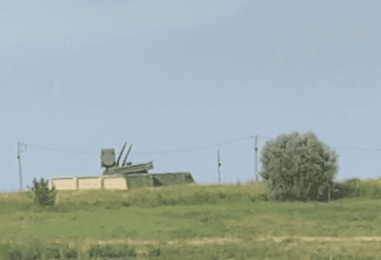 На самом большом мусорном полигоне Москвы установили зенитный ракетно-пушечный комплекс «Панцирь-С1»