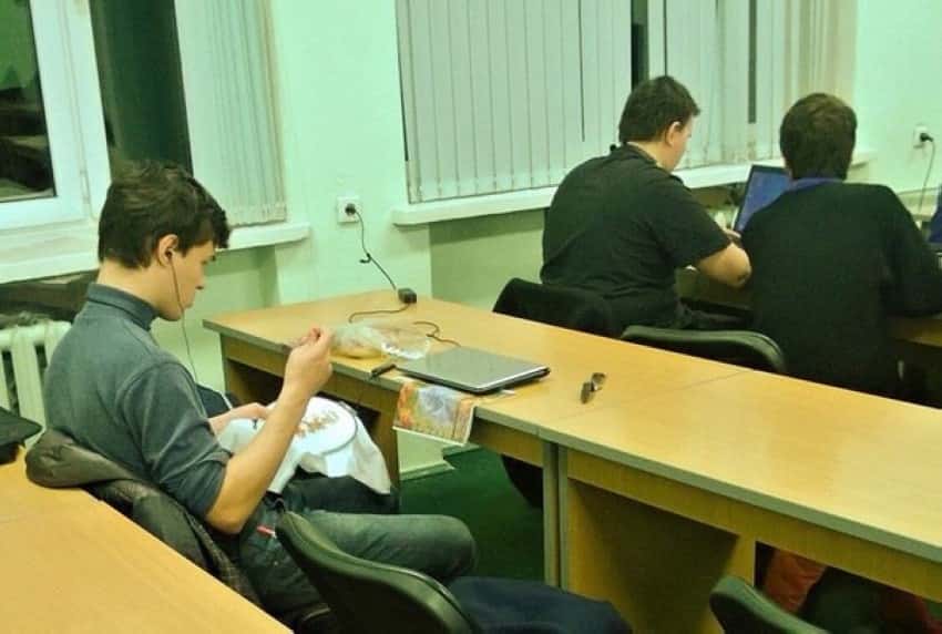 В СПбГУ отменят систему Liberal arts and sciences, программу по правам человека и почти все курсы английского языка