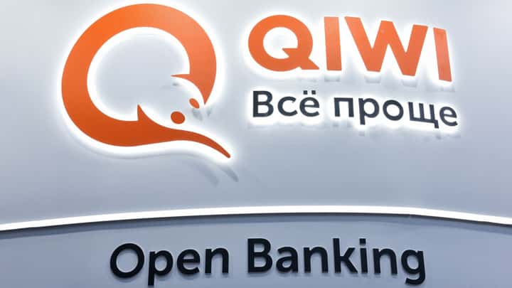 QIWI ограничила снятие наличных и вывод средств по требованию ЦБ