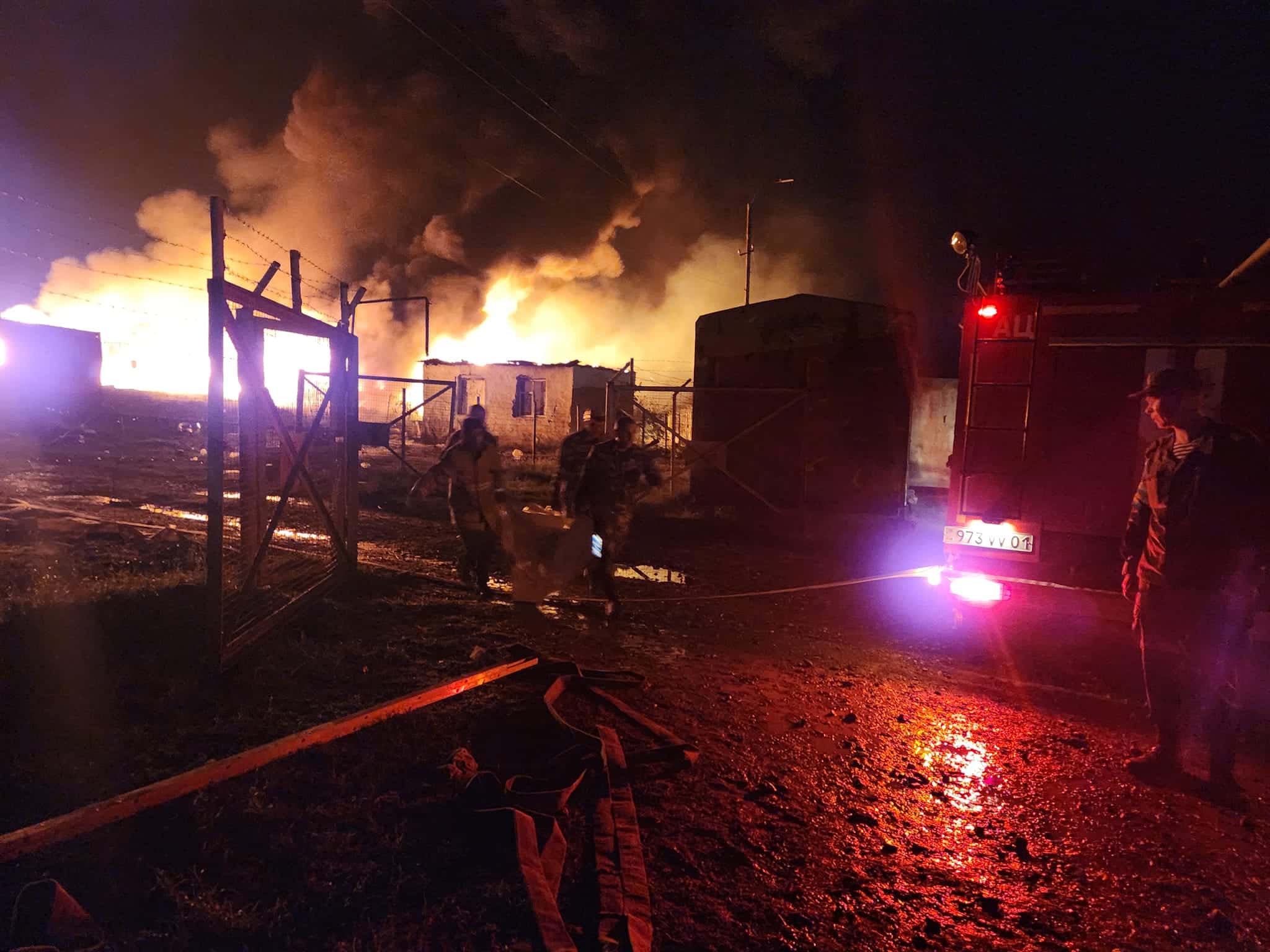 При взрыве на складе с топливом в столице Нагорного Карабаха погибли 20 человек, ранены около 300