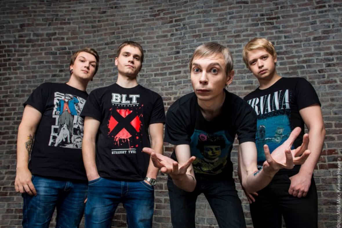 «В морге вчерашний диктатор, а теперь просто мертвый старик». Из «Яндекс.Музыки» исчезла песня «Это пройдет» группы «Порнофильмы»