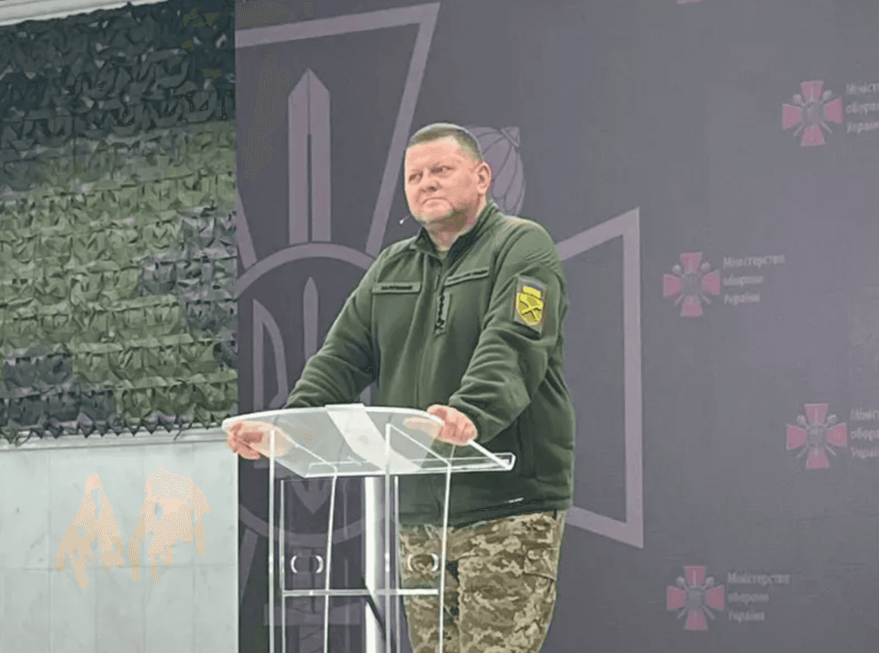 Запроса на мобилизацию конкретного числа людей нет, говорит Залужный и обещает, что «следующий год будет отличаться от 2023-го»