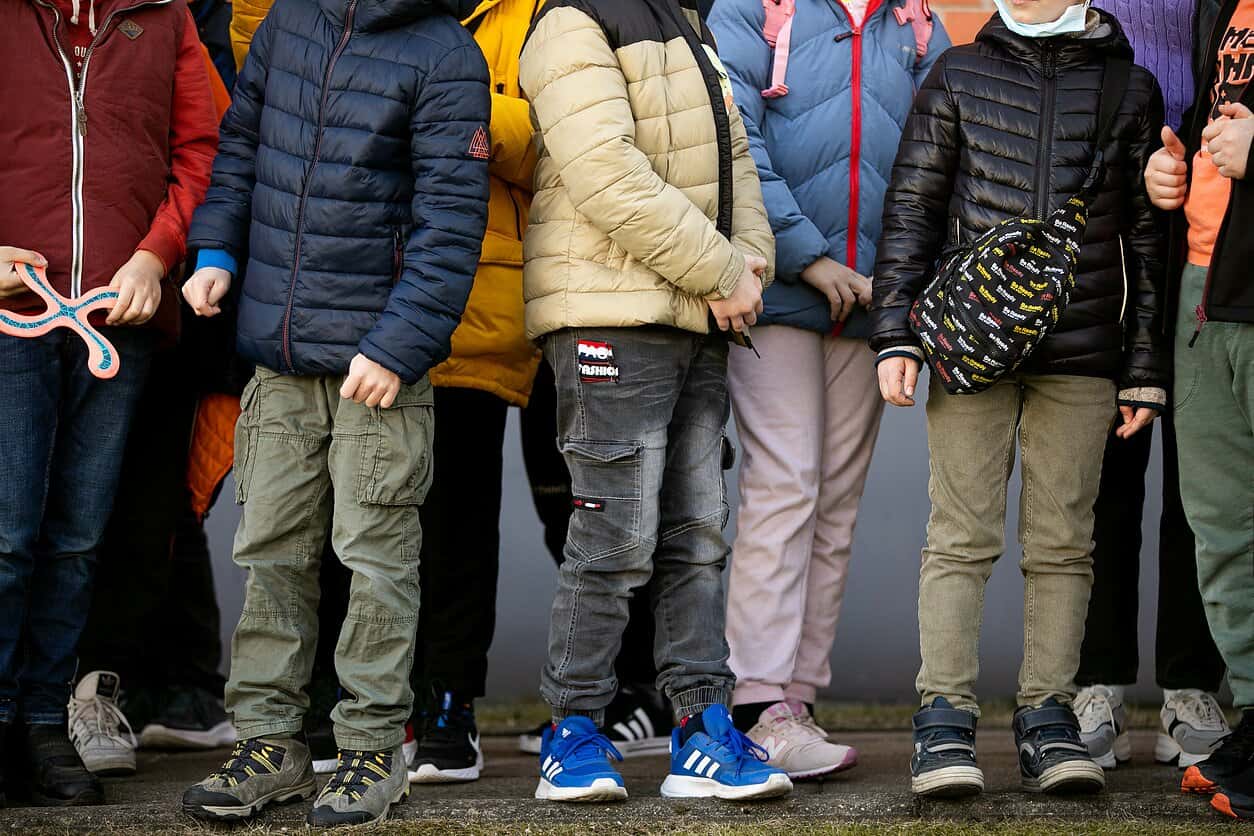 В школах на аннексированных территориях работают с сознанием детей, которое «исказил киевский режим», заявил министр просвещения РФ