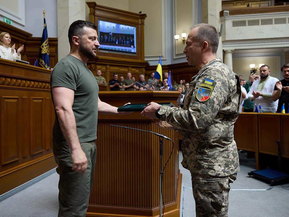 Новым главкомом ВСУ стал Александр Сырский. Что известно о военачальнике